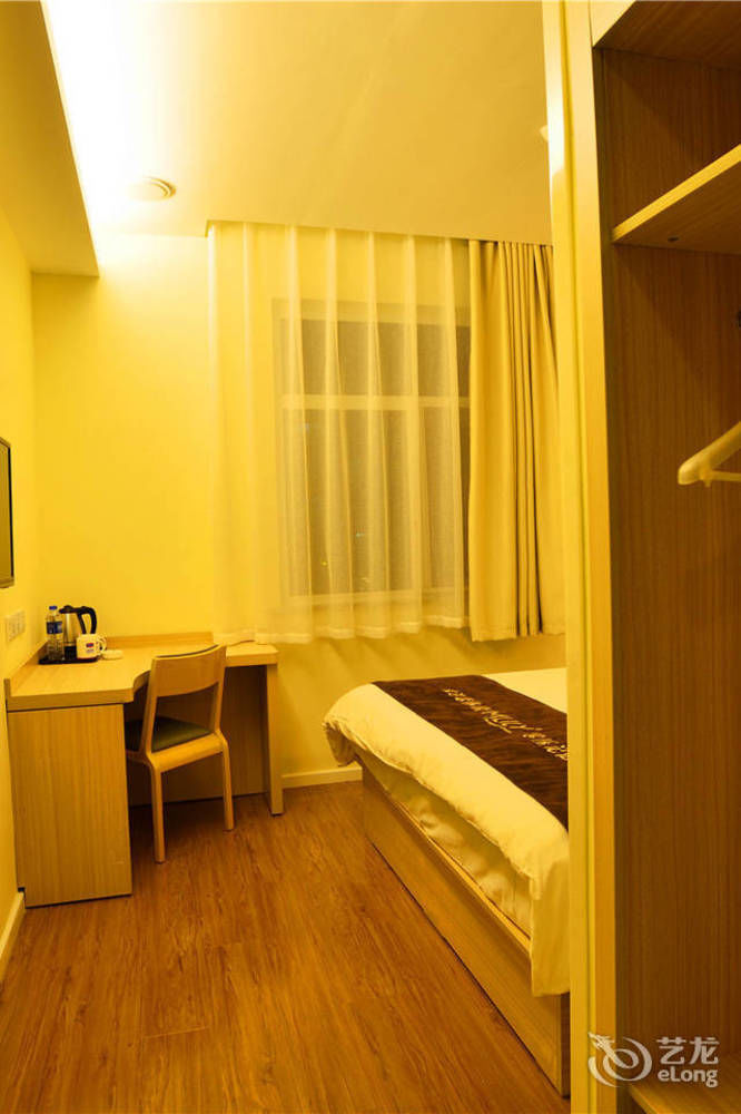 Hanting Express Zhengzhou Ruhe Road Esterno foto